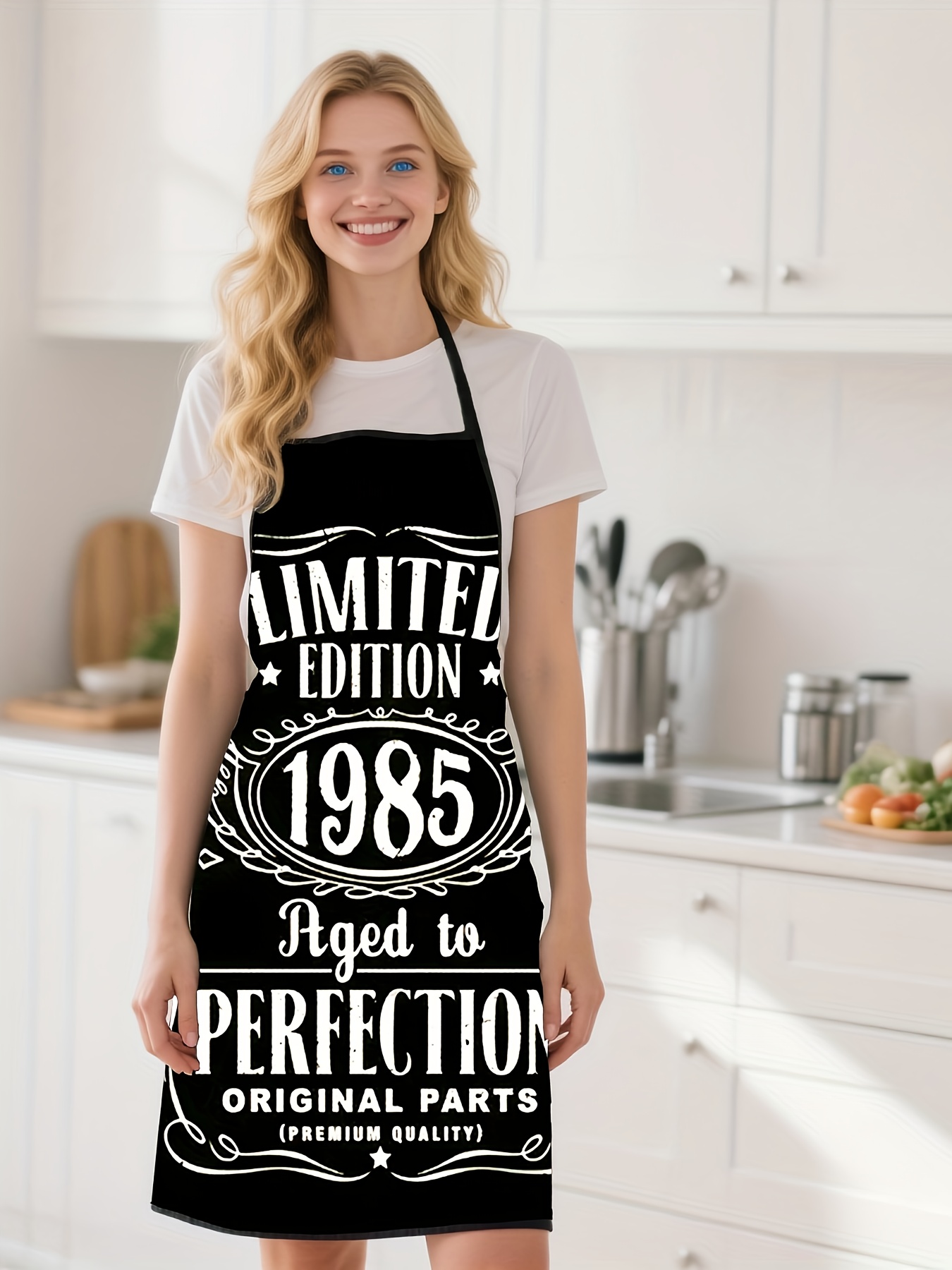 Czarny fartuch kuchenny z moty – Kitchen Baking Background recenzja i cena