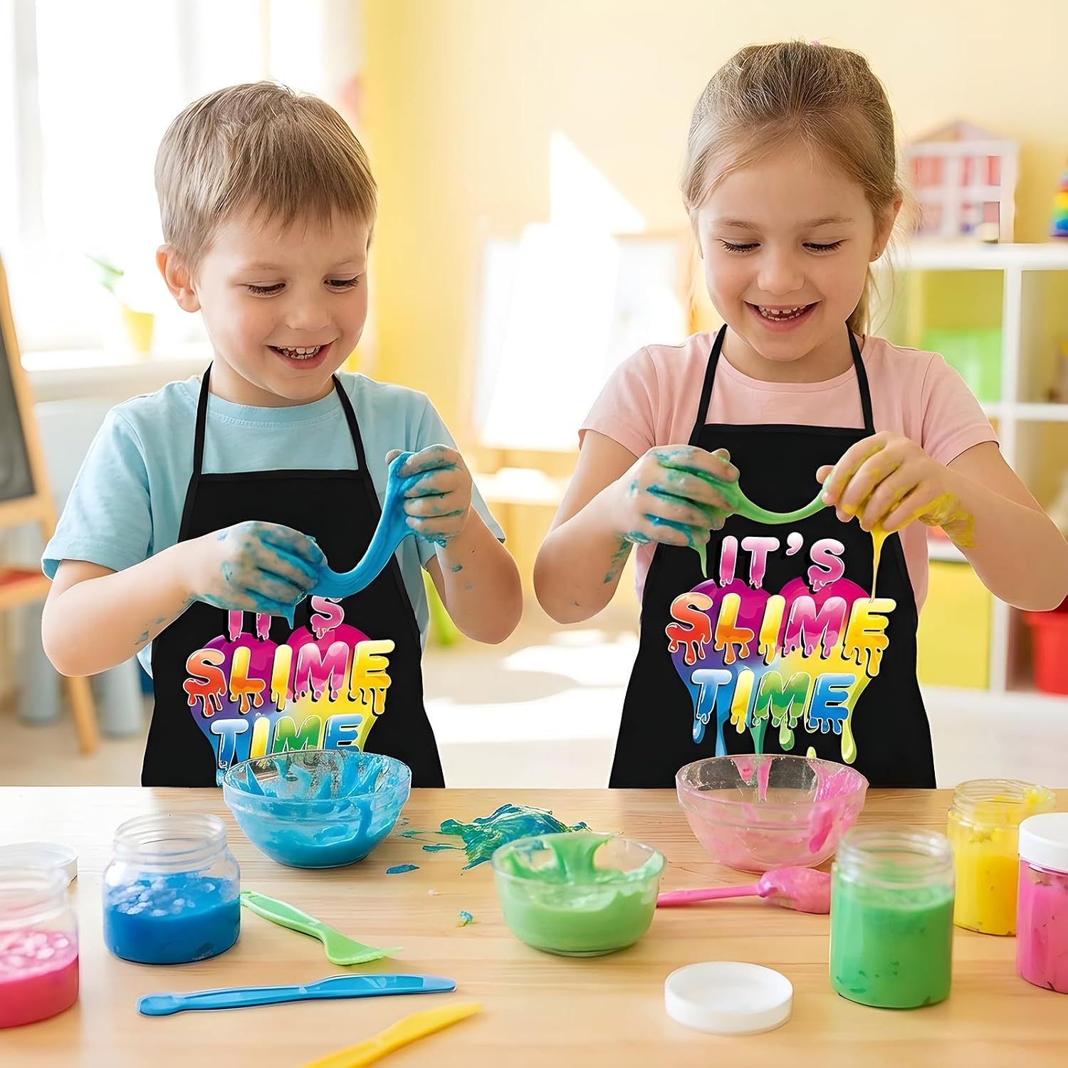 Czarny Fartuch z Tłuszczystym  – Kitchen Baking Background recenzja i cena